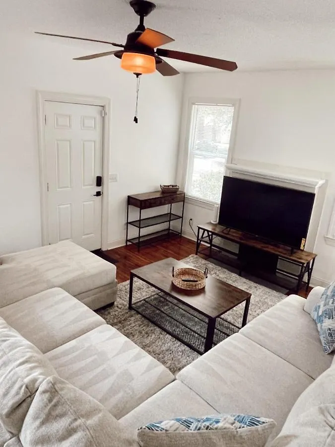 Southern Charm At Its Best Near South Historic District Savannah Estados Unidos